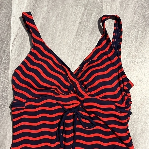 Tommy Bahama Sea Swell V Neck Faux Wrap One Piece Swimsuit, Air Kiss Red size 14 - Picture 3 of 6